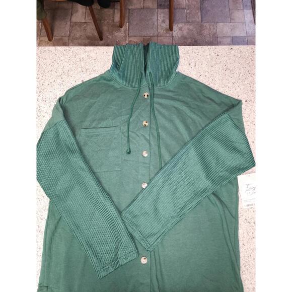 Jacket - Picture 8 of 9